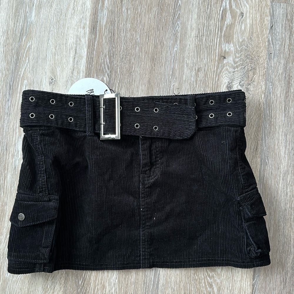 Cargo mini skirt